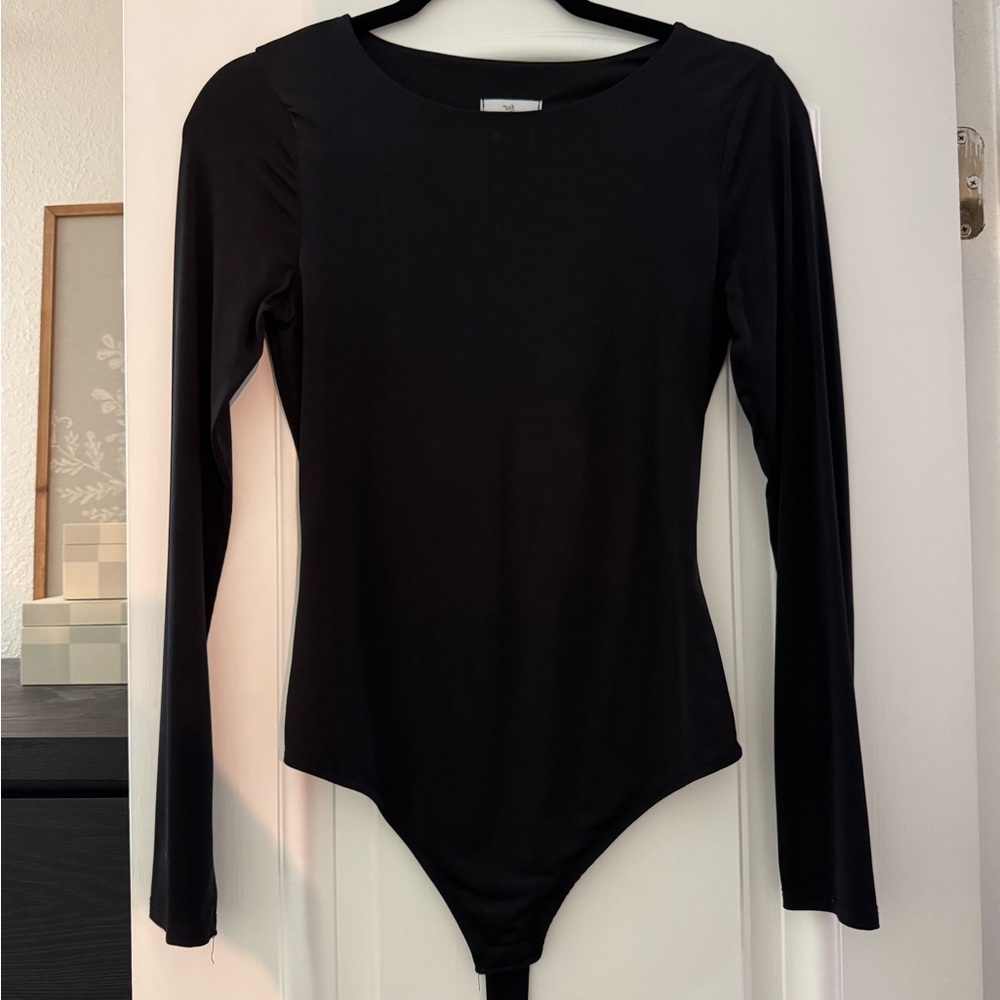 Chic Black Long Sleeve Bodysuit